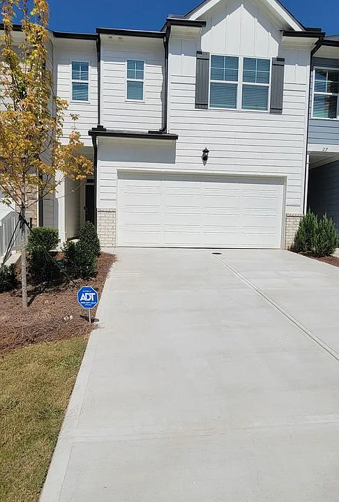 23 Berryville Dr