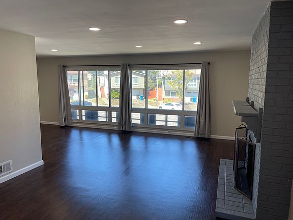2nd image of 669 Parkview Ct