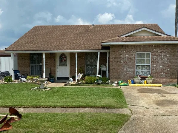 2616 Mesa Dr, Marrero, LA 70072