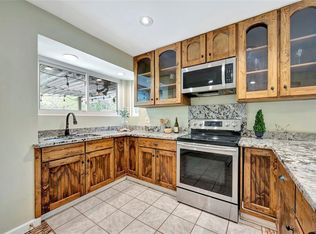 16906 Creek Line Dr, Friendswood, TX 77546