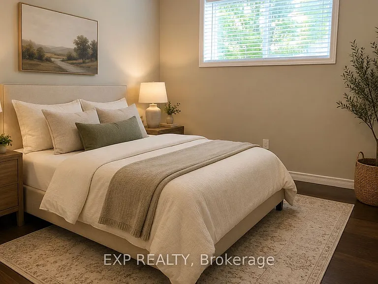 931 Glasgow St #8D — Photo 4