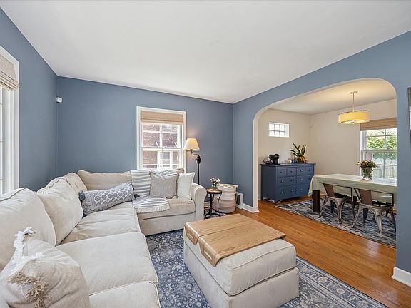 5th image of 1116 Morgan Ave