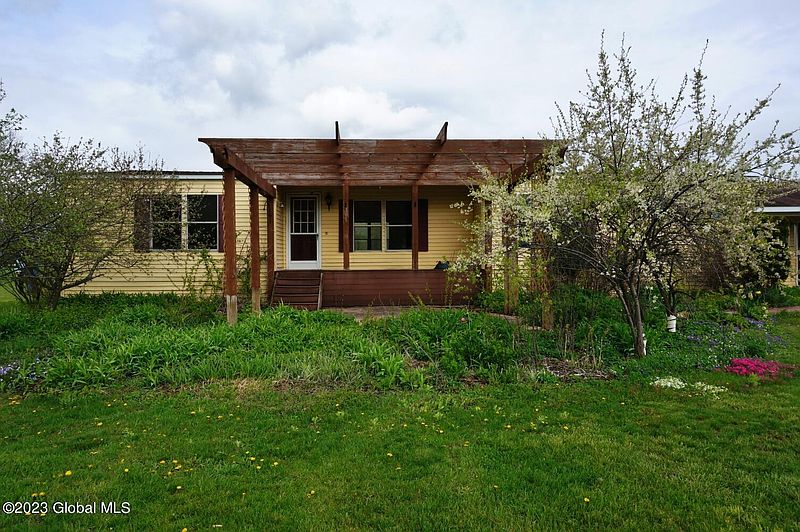 4th image of 296 Skellie Road