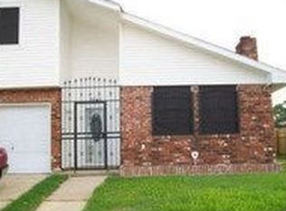 7541 Briarheath Dr, New Orleans, LA 70128