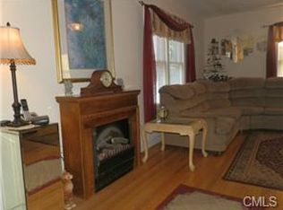 16 Cots St, Shelton, CT 06484