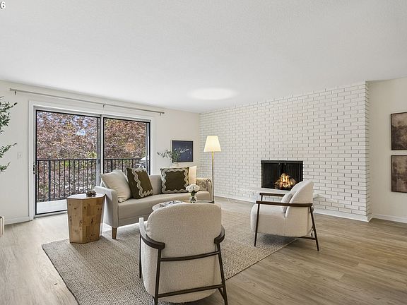 3rd image of 200 Burnham Rd Unit 303