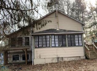 52 Lakeview Dr, Coventry, CT 06238