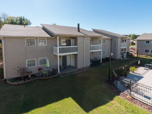 140 Lake Concord Rd NE APT B4, Concord, NC 28025