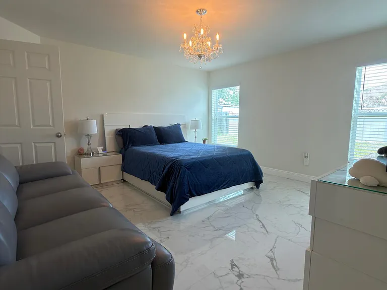 5363 NW Perez Ct — Photo 13