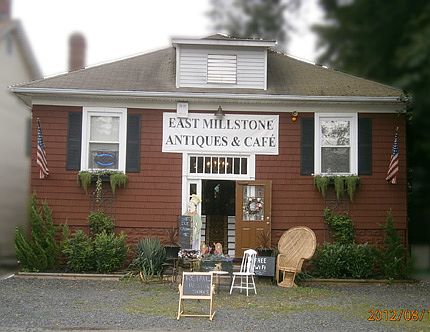 FASADE of  ANTIQUE SHOP