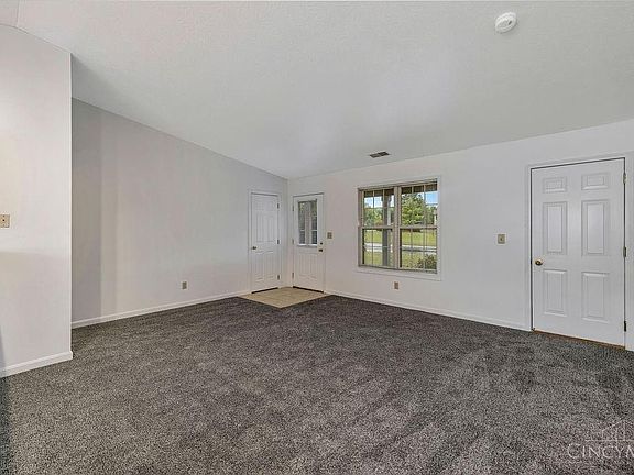 5th image of 2 Indian Cove Cir