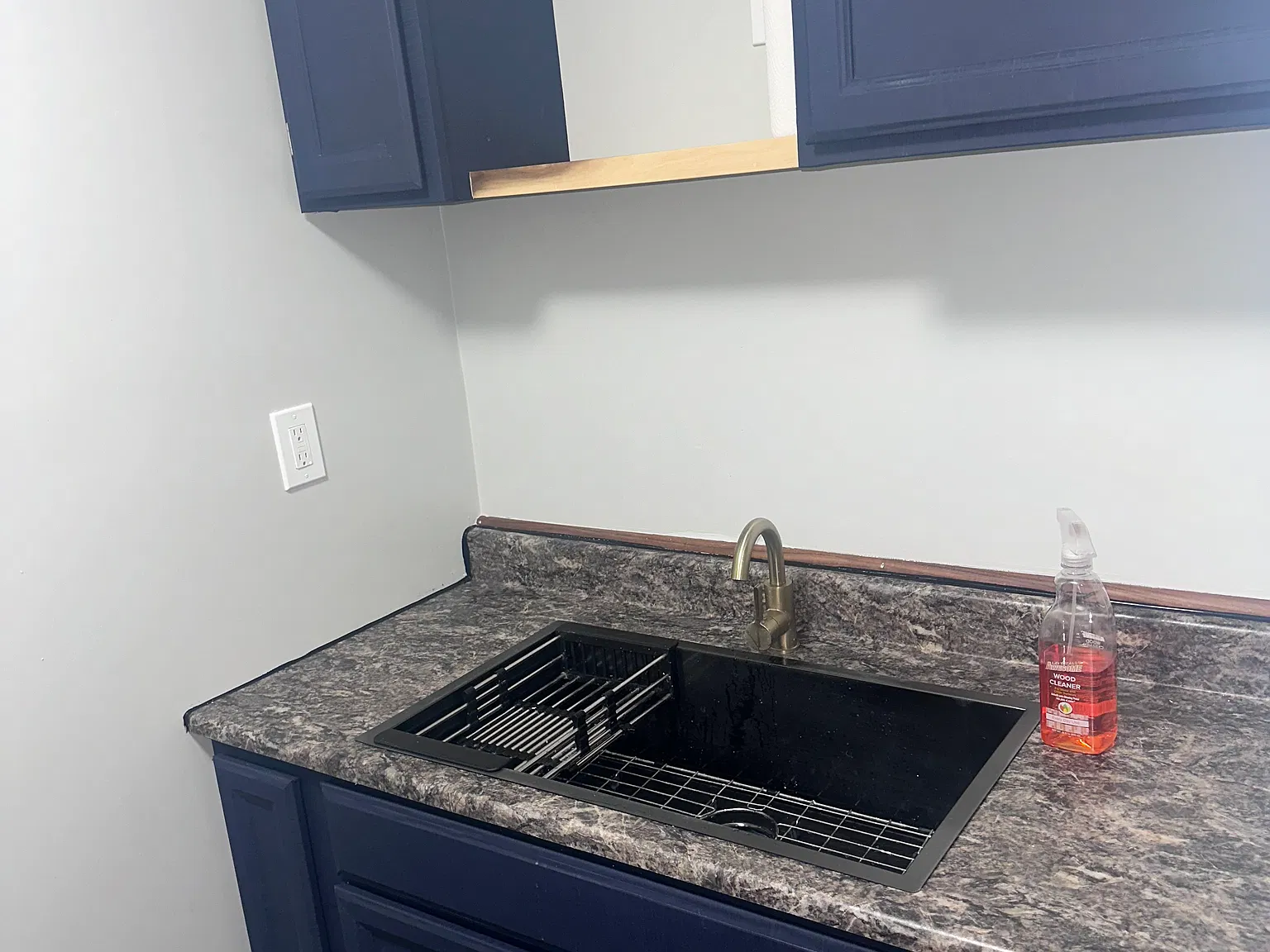 1 bed, 750 sqft, $975 — Photo 4