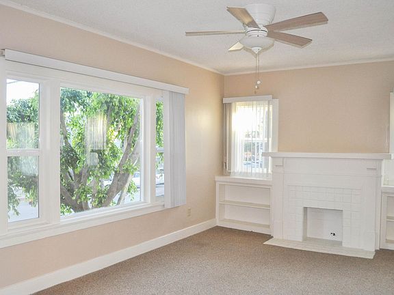 3rd image of 275 Orange Ave