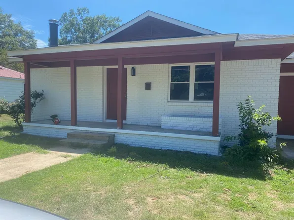 519 N 7th St, Nashville, AR 71852