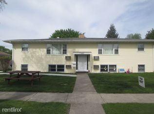 1806 Oak St APT 4, Grand Forks, ND 58201