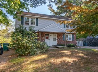 11 Shawnee Rd, Pepperell, MA 01463