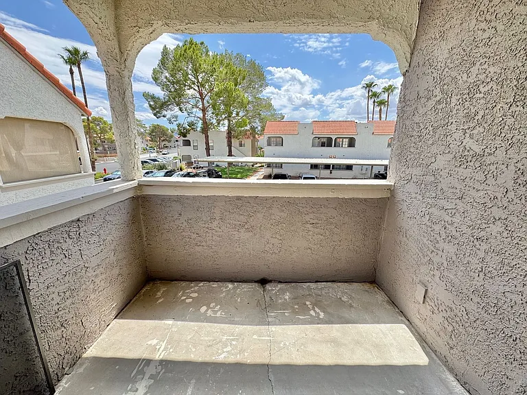 811 Bass Dr #C — Photo 24