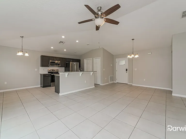 381 Hibiscus Dr — Photo 6