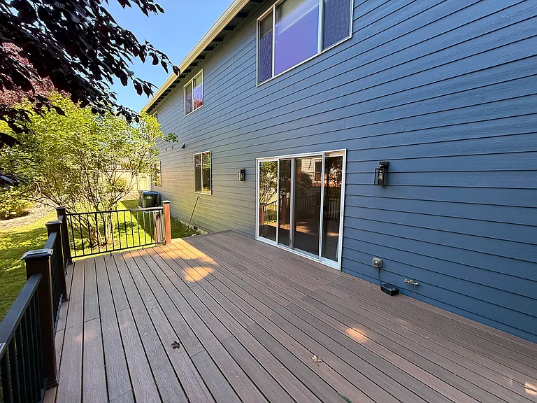 Vancouver Dr NE — Photo 27