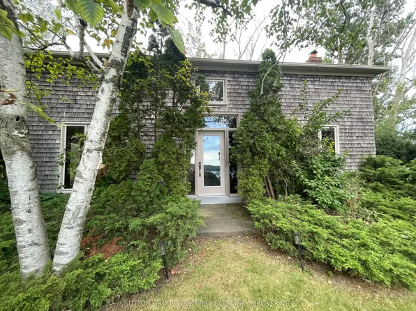 507 Bayshore Rd, Greater Napanee, ON K0H 1G0