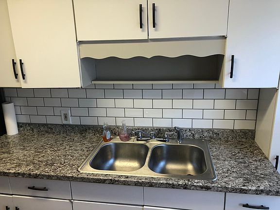 2nd image of 1107 Maryland St #2N