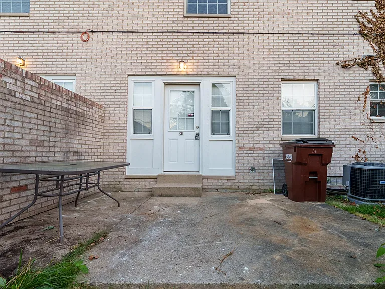 51 Mimosa Dr #31 — Photo 9