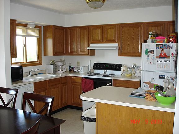Nice Bright Kitchen
