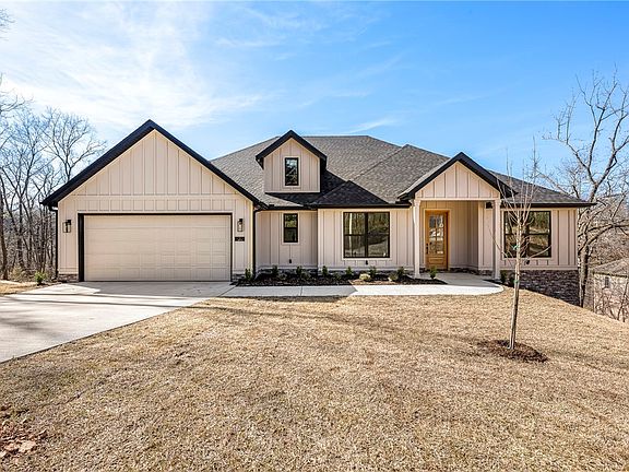 2nd image of 1 Skye Ln