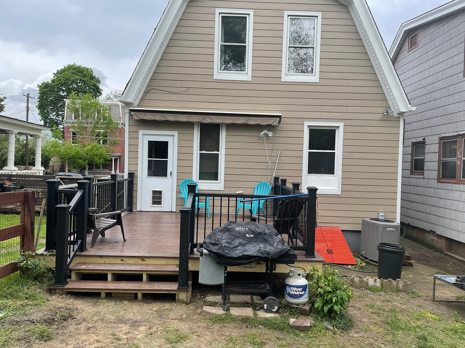 2 bed, 1.5 bath, 1440 sqft, $1,800 — Photo 2