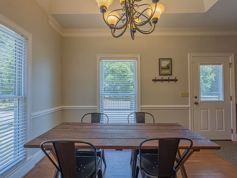 4060 Macon Hwy — Photo 8