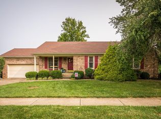 7203 Apple Mill Dr, Louisville, KY 40228