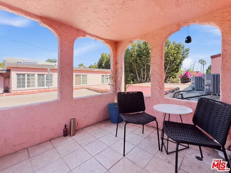 934 N Harper Ave — Photo 14
