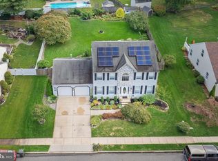 90 Candlewood Dr, Mantua, NJ