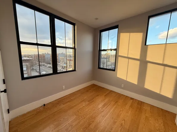 1369 Saint John's Place image 5 of 9