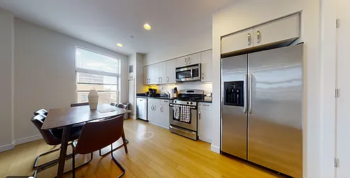590 Albany St #308 Photo 1