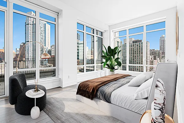 Rented by Compass | media 32