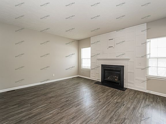 5th image of 1604 Crescent Dr