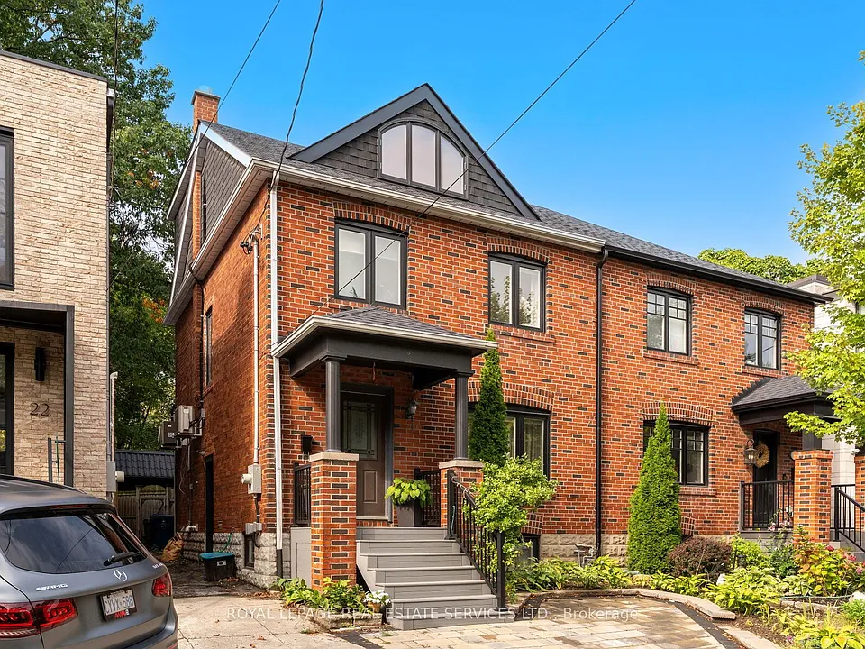 24 Mann Ave