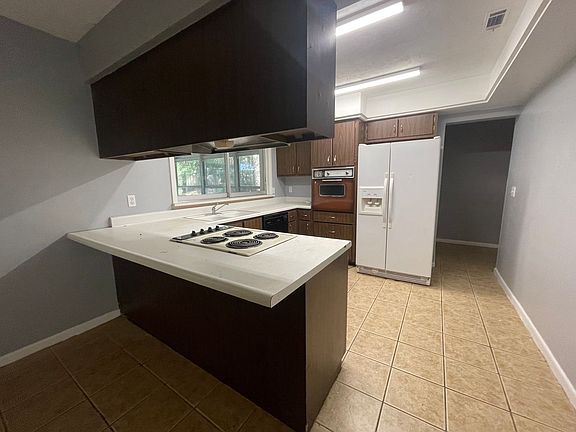 5th image of 1706 NW 22nd St