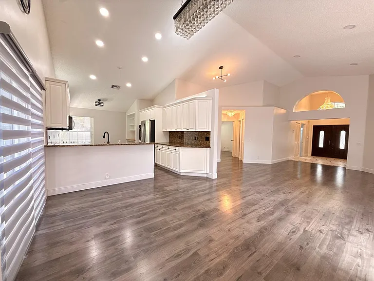 11042 Topeka Pl — Photo 17