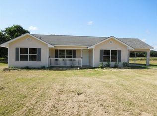 1074 Private Road 7039, Lexington, TX 78947