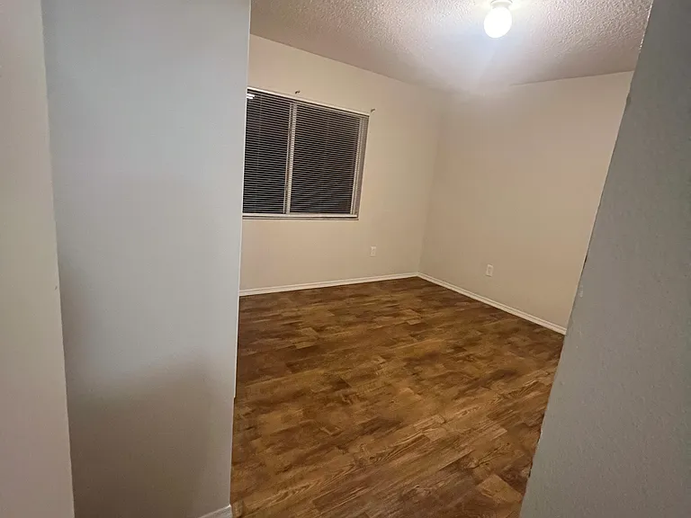 1663 Fluorshire Dr — Photo 16
