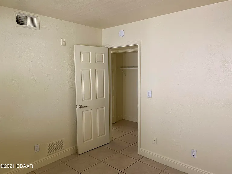 900 S Peninsula Dr #214 — Photo 7