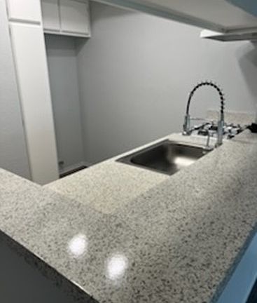 5th image of 900 W Lambert Rd #7825a4f5f