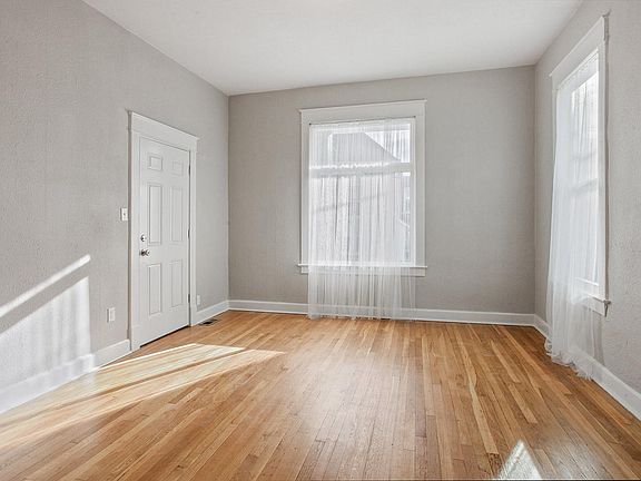 2nd image of 316 Park Ave APT 1