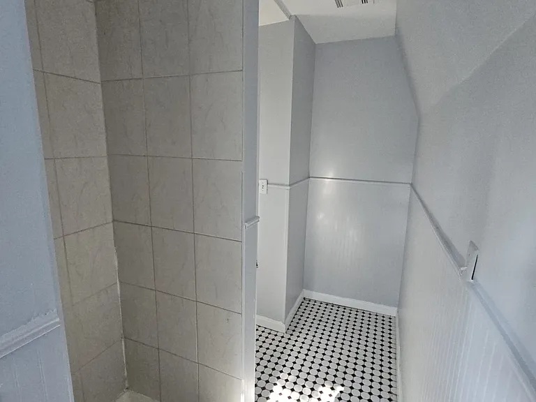 181 N 12th St #3 — Photo 19