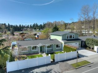 24204 Lockwood Rd, Bothell, WA 98021