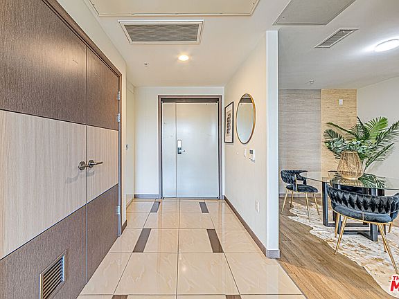 3rd image of 903 S New Hampshire Ave #403