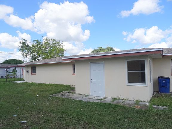2nd image of 1319 Ellendale Cir