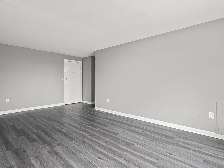 212 Laurel St #3C — Photo 3